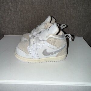 Air Jordan 1 Mid – Toddler (TD)